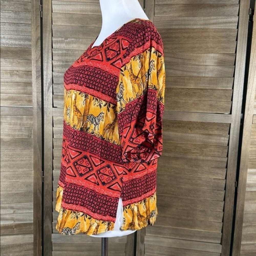 Notations Petite PM Blouse Red Orange Safari Giraffe Zebra Rayon Short Sleeve - Picture 4 of 9